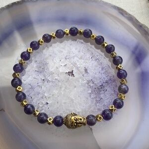 Amethyst Gemstone Bracelet With Gold Detailed